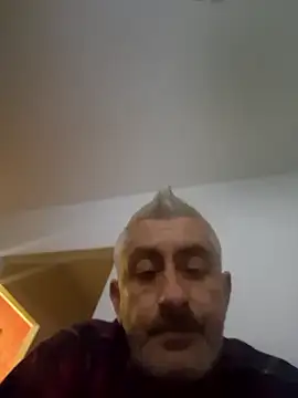 Snapshot of cuci45 chatting on February 13, 2026, 8:42 pm cuci45 online show from February 13, 2026, 8:42 pm