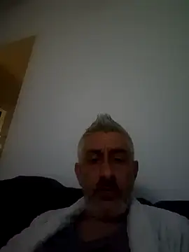 Snapshot of cuci45 chatting on February 1, 2026, 11:47 pm cuci45 online show from February 1, 2026, 11:47 pm