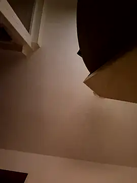 cuci45 online show from March 5, 2026, 9:43 pm