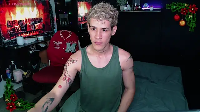 andybxby online show from December 22, 2024, 11:09 pm