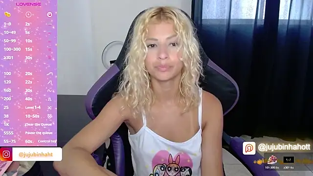 jujubinhahot online show from November 9, 2025, 2:43 pm