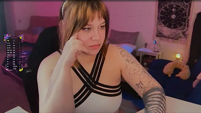 Snapshot of cutenessa chatting on April 2, 2026, 1:46 am cutenessa online show from April 2, 2026, 1:46 am