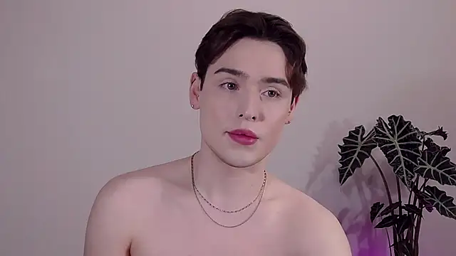 RobbyCharming online show from May 10, 2026, 6:28 am