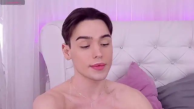 Snapshot of RobbyCharming chatting on March 14, 2025, 10:27 pm RobbyCharming online show from March 14, 2025, 10:27 pm