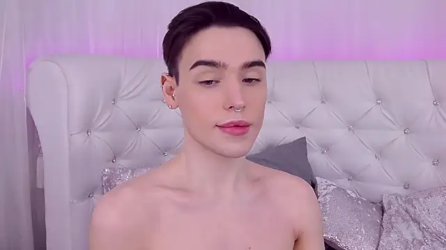 Snapshot of RobbyCharming chatting on March 10, 2025, 7:50 pm RobbyCharming online show from March 10, 2025, 7:50 pm