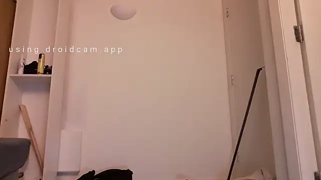 uk-bobbie-uk online show from February 10, 2025, 2:59 pm