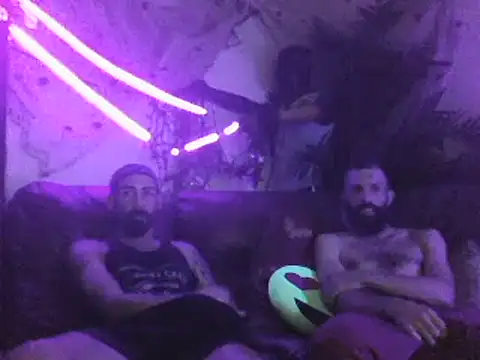 ItalianPapiDripDrip online show from February 4, 2025, 7:29 am