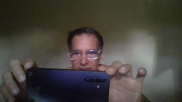 Snapshot of CaptainFox chatting on July 22, 2026, 11:56 am CaptainFox online show from July 22, 2026, 11:56 am