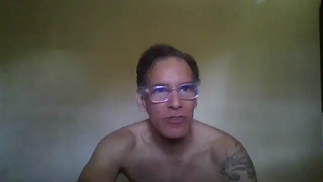 Snapshot of CaptainFox chatting on July 21, 2026, 1:01 pm CaptainFox online show from July 21, 2026, 1:01 pm
