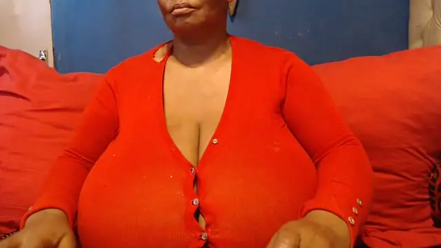 CUTEFIRMMELONSS online show from November 25, 2025, 9:09 am