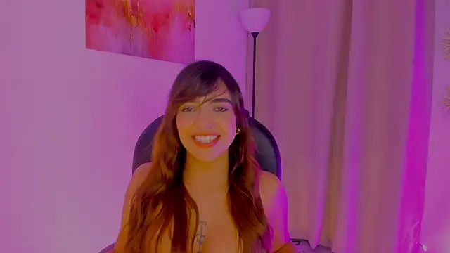 Snapshot of MariamRivera_ chatting on February 12, 2026, 12:32 am MariamRivera online show from February 12, 2026, 12:32 am