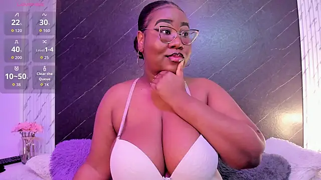 Darnellqueen online show from April 8, 2026, 4:03 am