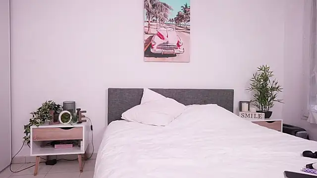 Snapshot of Bella_Twine chatting on March 9, 2025, 2:21 pm Bella Twine online show from March 9, 2025, 2:21 pm