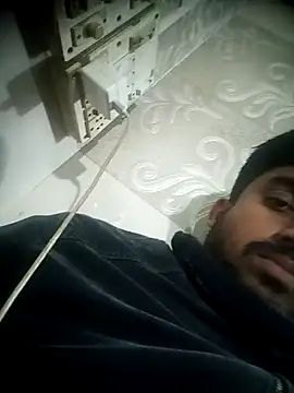 Snapshot of Driver-naru chatting on January 22, 2025, 4:23 pm Driver-naru online show from January 22, 2025, 4:23 pm