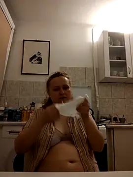 She-devilx online show from June 26, 2026, 9:42 pm