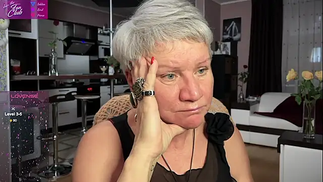 roxana brooks online show from February 12, 2025, 5:58 pm