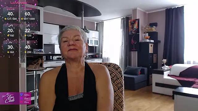 Snapshot of roxana_brooks chatting on February 9, 2026, 11:41 am roxana brooks online show from February 9, 2026, 11:41 am