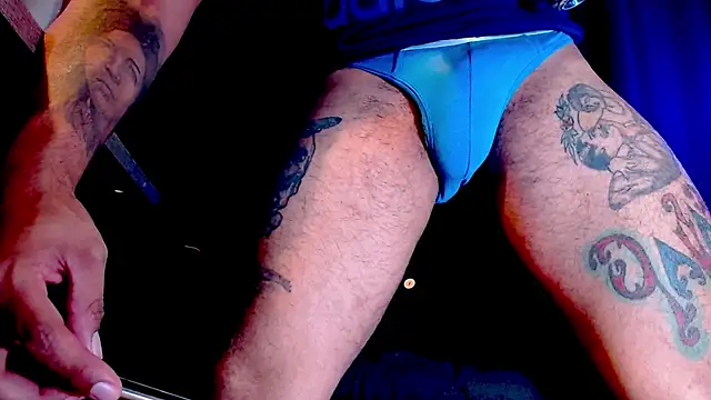 KenllyH online show from December 18, 2024, 12:10 am