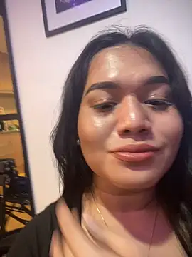 junealovexx online show from September 18, 2025, 1:47 pm