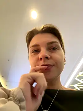 ValenciaShock online show from October 10, 2025, 7:31 am