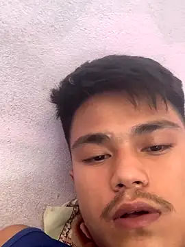 Hullax online show from September 28, 2025, 4:30 am