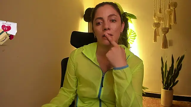 Mala Bad online show from February 7, 2025, 3:52 pm