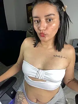 Lucia-Candy online show from December 26, 2024, 11:35 pm