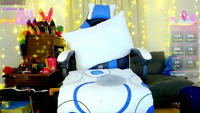 Aleexx    online show from February 27, 2026, 5:57 pm