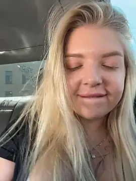 Snapshot of OdriOlsens chatting on July 17, 2026, 9:39 am OdriOlsens online show from July 17, 2026, 9:39 am