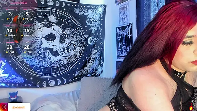 Snapshot of Lexxxxx_ chatting on October 24, 2025, 8:41 pm Lexxxxx online show from October 24, 2025, 8:41 pm