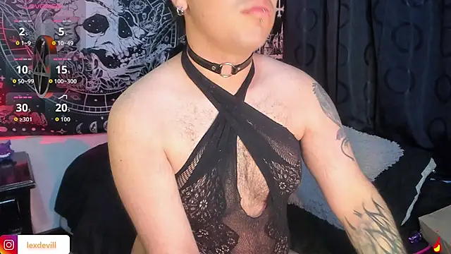 Snapshot of Lexxxxx_ chatting on November 15, 2025, 12:14 am Lexxxxx online show from November 15, 2025, 12:14 am