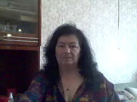GypsiQueen2 online show from March 14, 2025, 12:40 pm