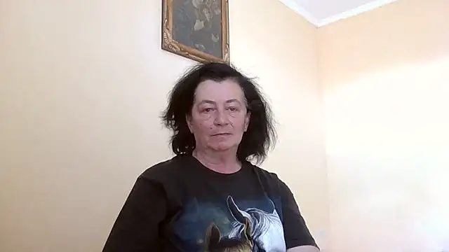 GypsiQueen2 online show from May 24, 2026, 12:38 pm