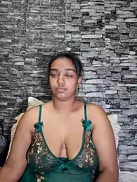 Snapshot of Xindias_fantasyX chatting on October 7, 2025, 6:42 pm Xindias fantasyX online show from October 7, 2025, 6:42 pm