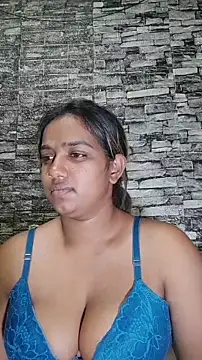 Xindias fantasyX online show from December 2, 2025, 6:53 pm