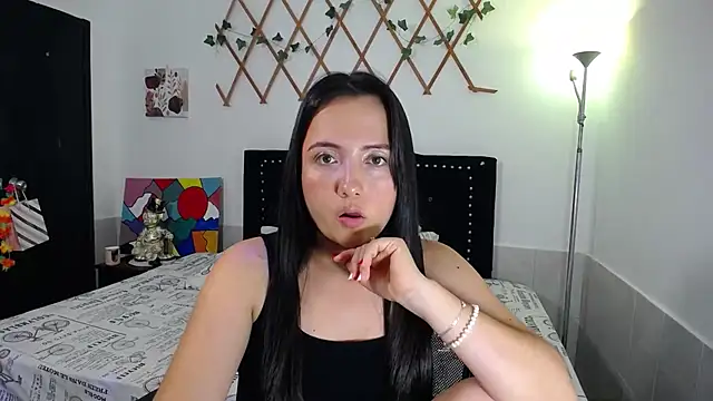 naughty girl 4u online show from April 1, 2026, 7:22 pm