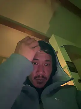 juniiorre online show from December 13, 2025, 9:21 pm