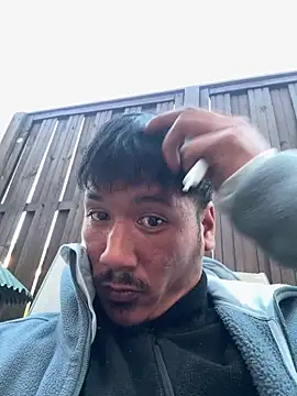 juniiorre online show from April 9, 2026, 4:46 pm