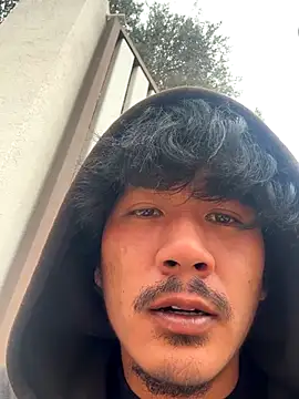 juniiorre online show from October 29, 2025, 11:53 am