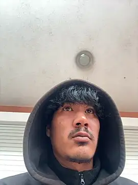 juniiorre online show from October 19, 2025, 11:13 am