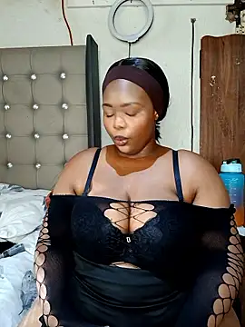 Snapshot of Aaaliyah445 chatting on January 18, 2026, 5:00 am Aaaliyah445 online show from January 18, 2026, 5:00 am