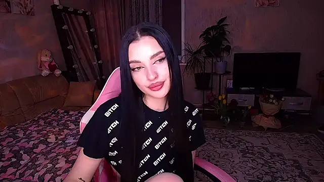   Malika   online show from March 10, 2026, 4:55 pm