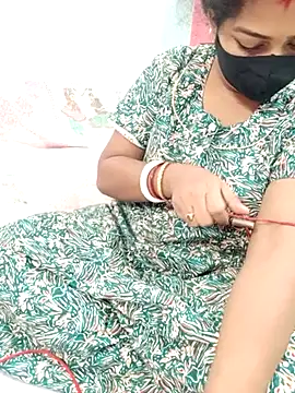 Snapshot of Bengali-boudi chatting on April 26, 2026, 6:05 pm Bengali-boudi online show from April 26, 2026, 6:05 pm