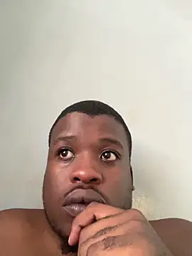 Snapshot of DARKBOYRSA chatting on May 12, 2026, 7:27 am DARKBOYRSA online show from May 12, 2026, 7:27 am