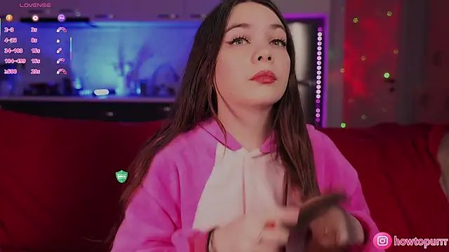 Snapshot of How2Meow chatting on January 12, 2026, 5:20 pm How2Meow online show from January 12, 2026, 5:20 pm