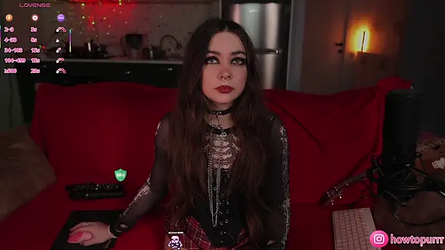 Snapshot of How2Meow chatting on January 7, 2026, 5:51 pm How2Meow online show from January 7, 2026, 5:51 pm