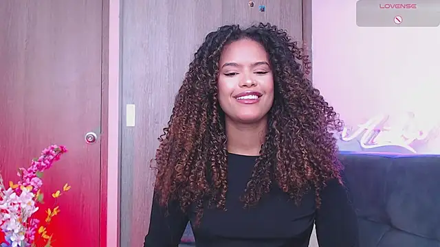 Snapshot of Amelia_bss chatting on October 23, 2025, 1:21 pm Amelia bss online show from October 23, 2025, 1:21 pm