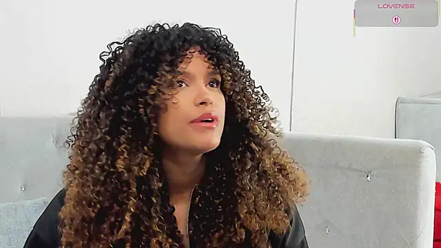 Snapshot of Amelia_bss chatting on February 22, 2026, 1:57 pm Amelia bss online show from February 22, 2026, 1:57 pm