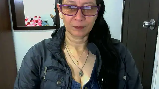 latin49 online show from February 9, 2025, 4:04 am