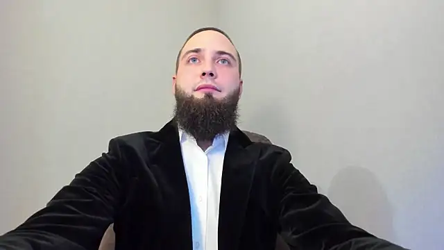 Snapshot of A_____________ chatting on December 26, 2024, 5:08 pm A online show from December 26, 2024, 5:08 pm